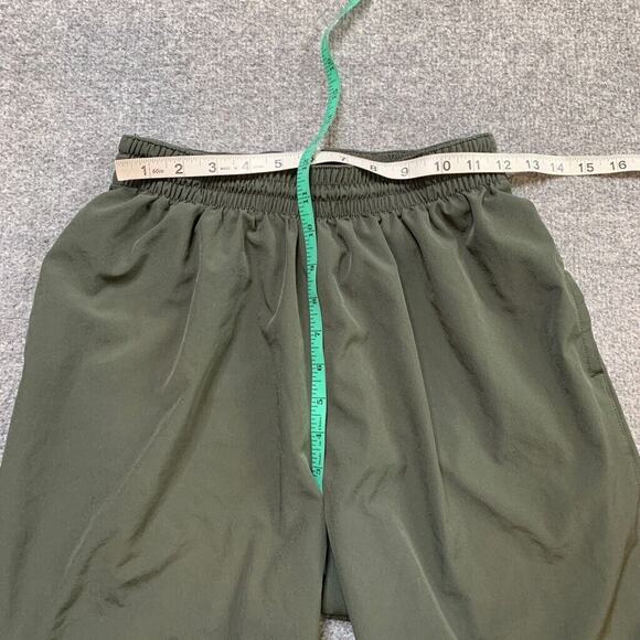 Adidas Shorts Mens M Forest Green Drawstring Elastic Waist Band Pockets Training - Picture 8 of 12